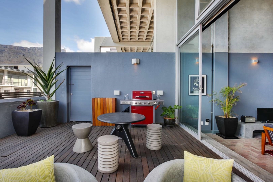 2 Bedroom Property for Sale in Gardens Western Cape